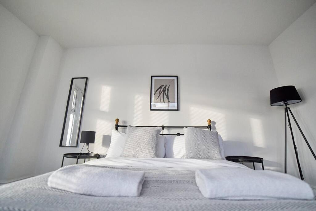 High Spec Spacious 2Bd Apt, Parking, Nr Newcastle Gateshead Exteriör bild